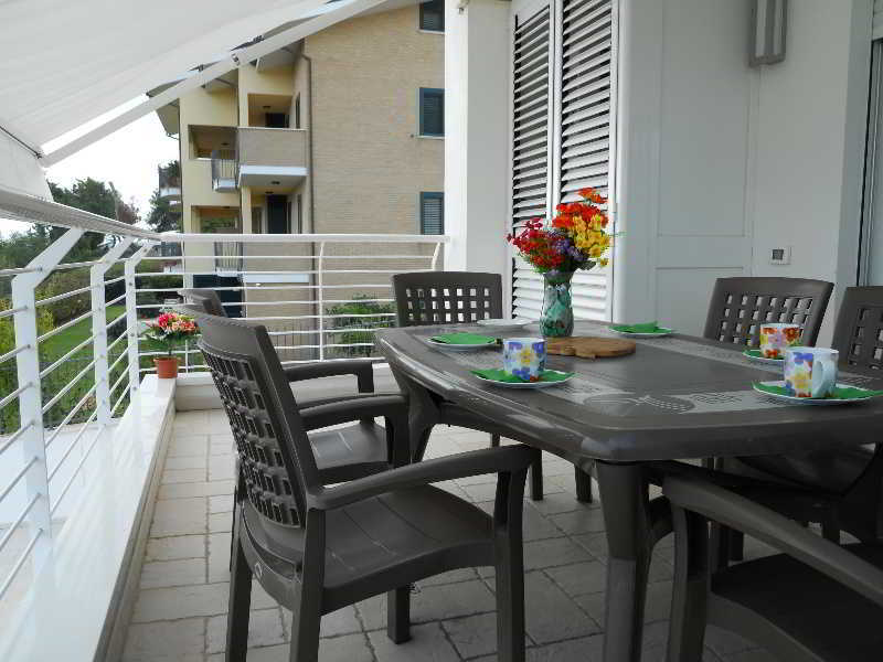 Cerrano Park Resort Pineto Exteriör bild